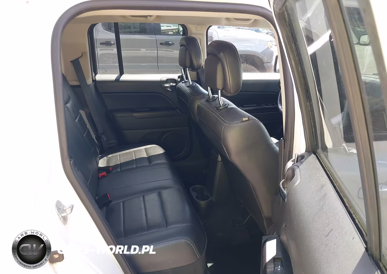 2016 Jeep Patriot High Altitude Edition VIN:1C4NJRFB4GD524089 - 8