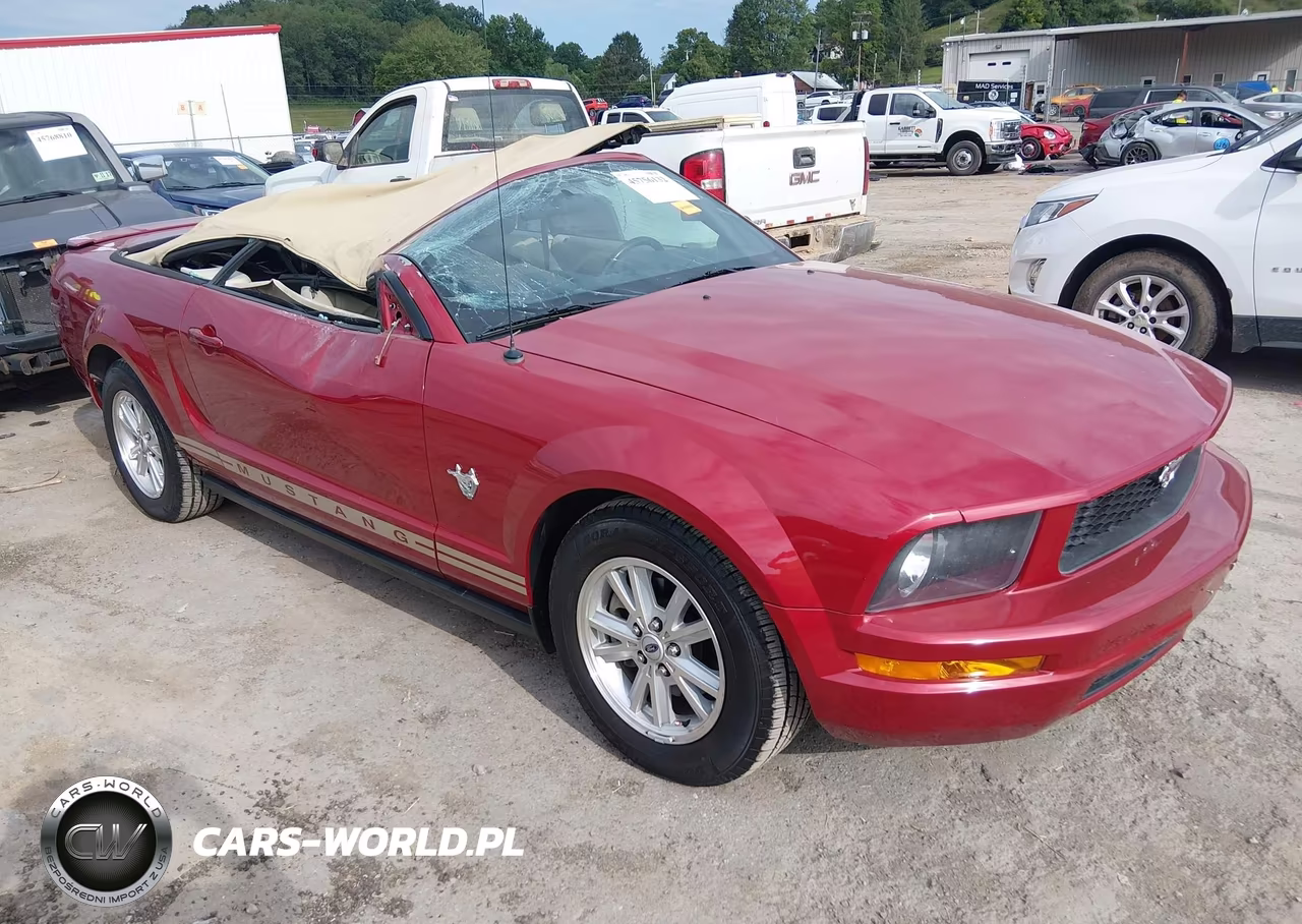 2009 Ford Mustang V6-V6 Premium