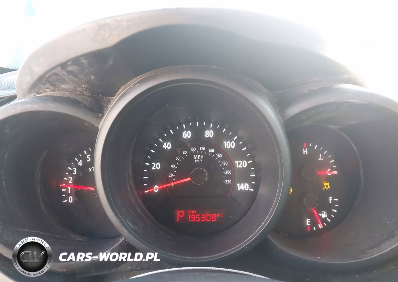 2010 Kia Soul + VIN:KNDJT2A29A7069303 - 7