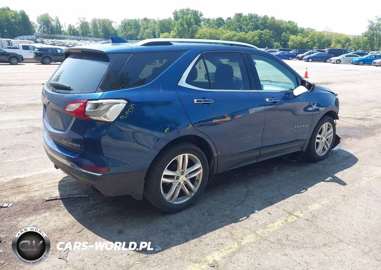 2019 Chevrolet Equinox Premier VIN:2GNAXYEX2K6143215 - 4
