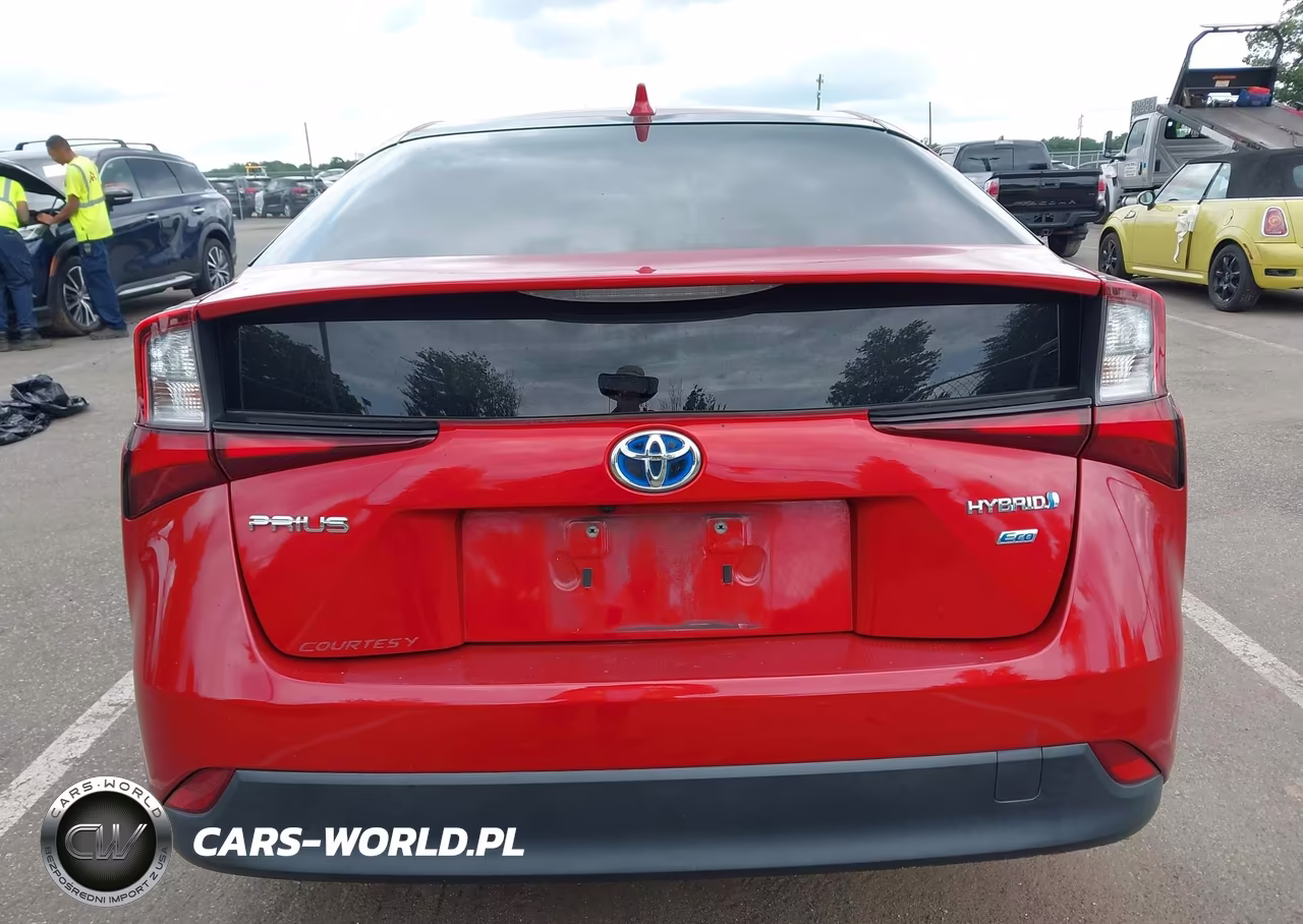 2021 Toyota Prius L Eco VIN:JTDKAMFUXM3145199 - 16