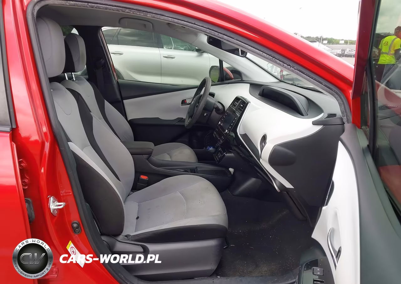 2021 Toyota Prius L Eco VIN:JTDKAMFUXM3145199 - 5