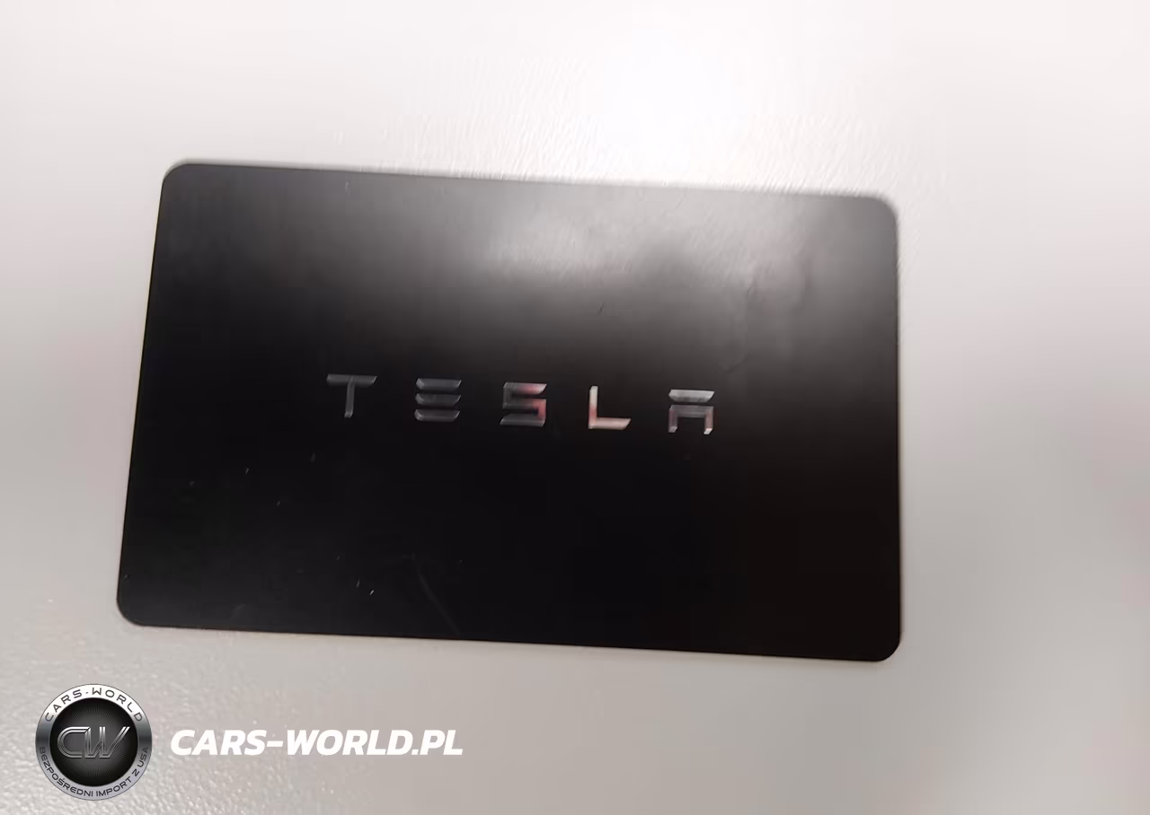 2026 Tesla Model Y VIN:7SAYGDED1TF516023 - 10