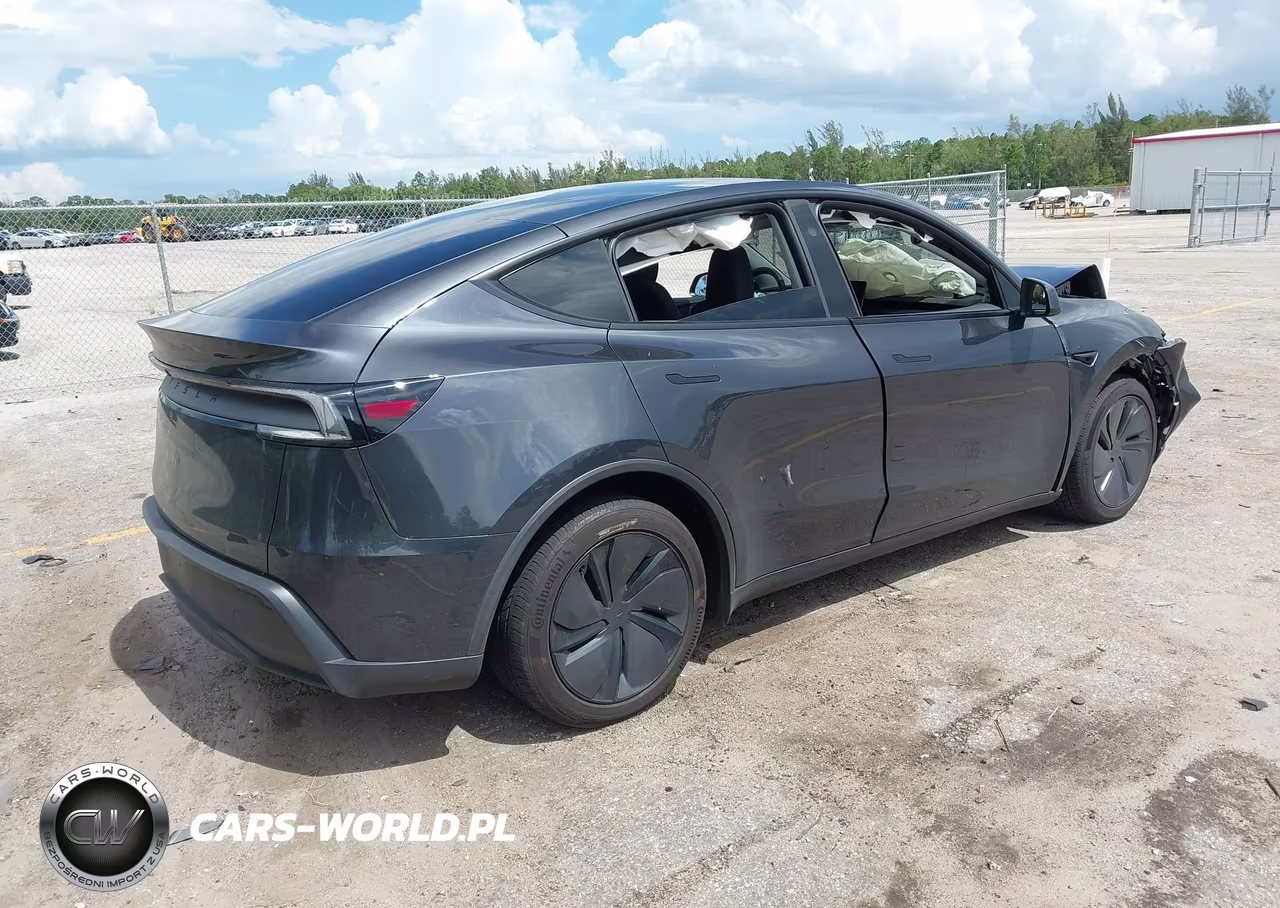 2026 Tesla Model Y VIN:7SAYGDED1TF516023 - 4
