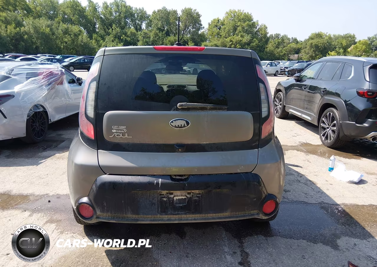 2016 Kia Soul + VIN:KNDJP3A56G7295568 - 17