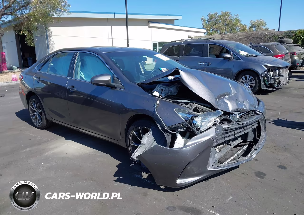 2016 Toyota Camry Xse VIN:4T1BF1FK1GU203497 - 14