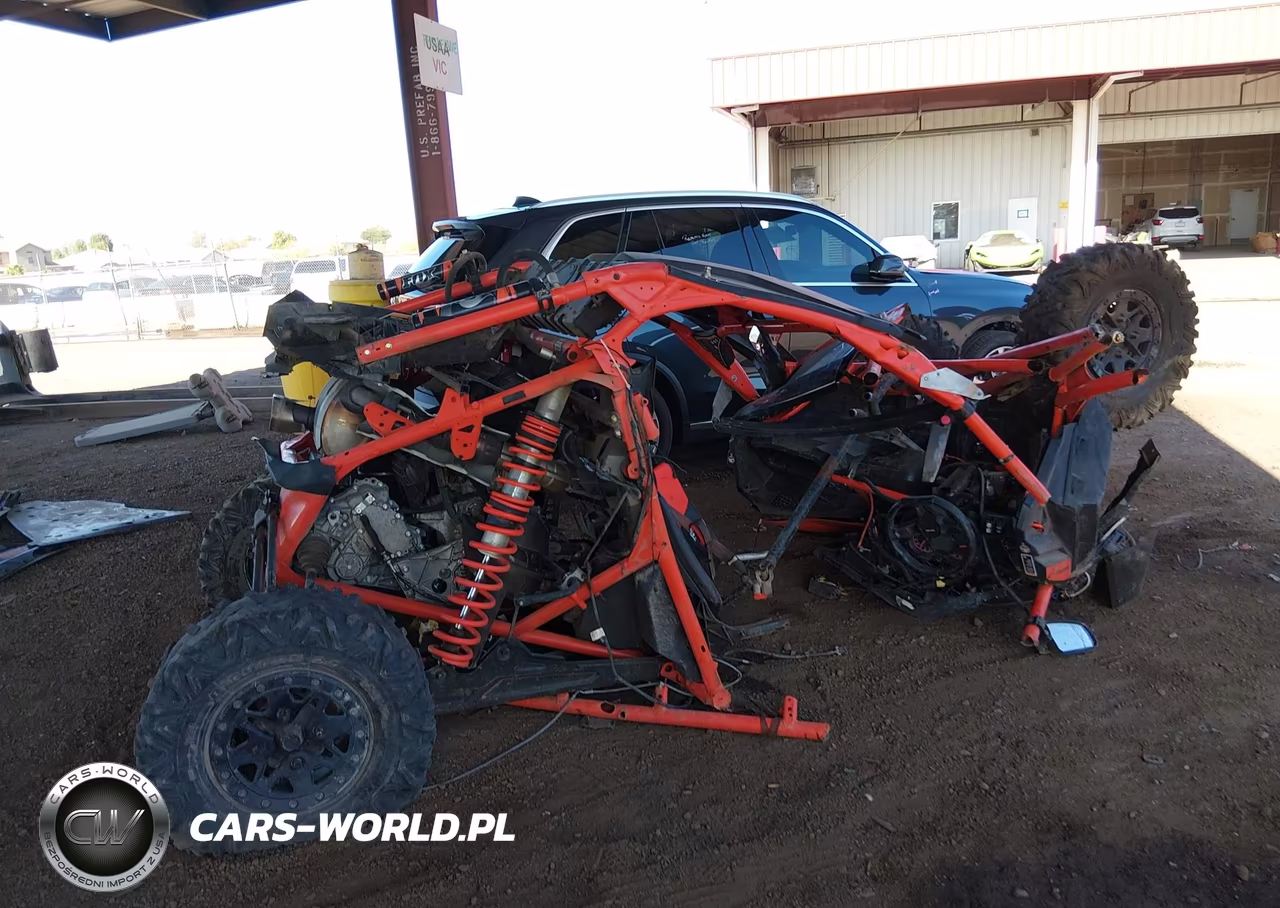 2018 Can-Am Maverick X3 X Rs Turbo R VIN:3JBVXAW42JK005487 - 14