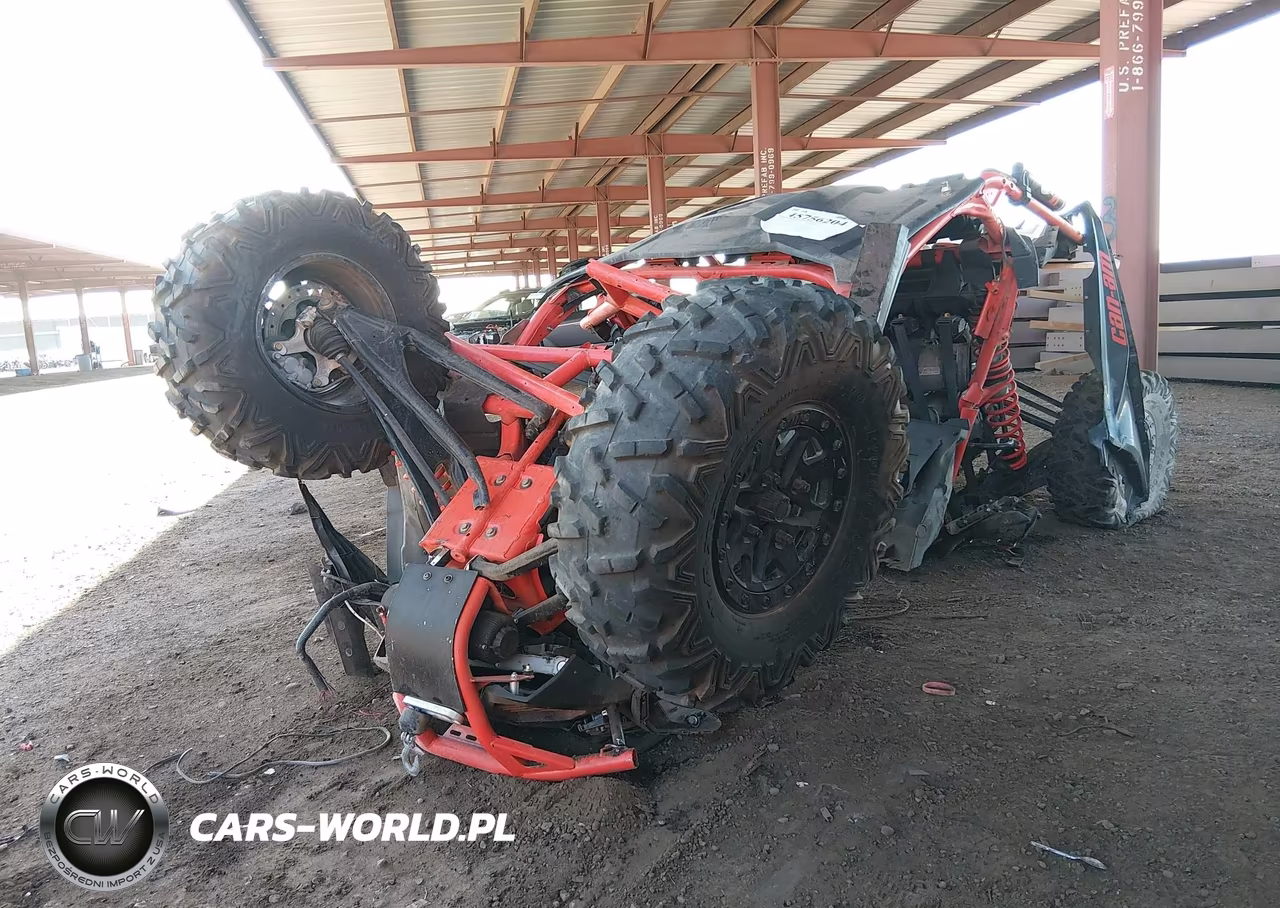2018 Can-Am Maverick X3 X Rs Turbo R VIN:3JBVXAW42JK005487 - 16