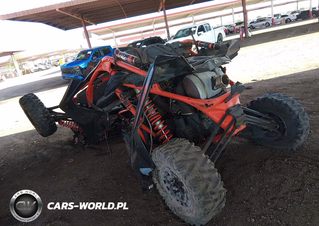 2018 Can-Am Maverick X3 X Rs Turbo R VIN:3JBVXAW42JK005487 - 3
