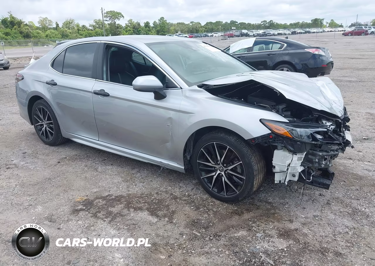 2022 Toyota Camry Se