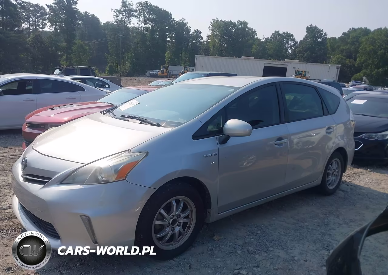 2013 Toyota Prius V Three VIN:JTDZN3EU3D3251332 - 14