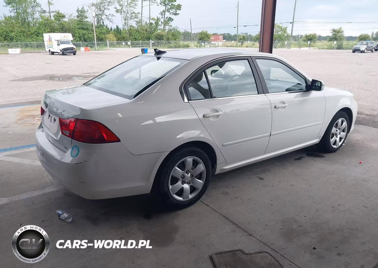 2009 Kia Optima Lx VIN:KNAGE228X95349436 - 4