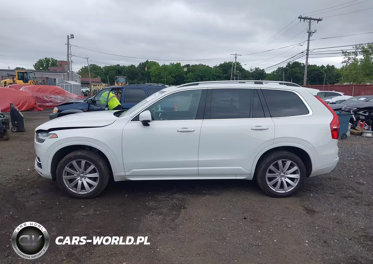 2018 Volvo Xc90 T6 Momentum VIN:YV4A22PKXJ1321201 - 14