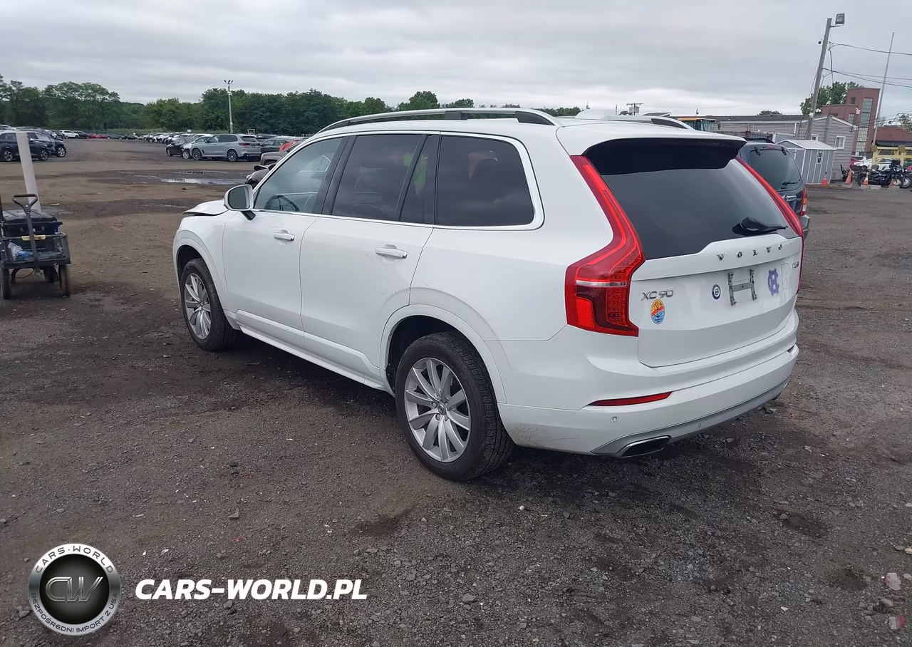 2018 Volvo Xc90 T6 Momentum VIN:YV4A22PKXJ1321201 - 3