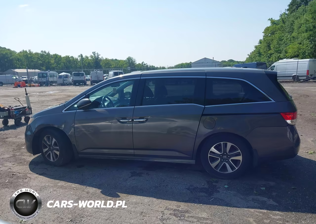 2016 Honda Odyssey Touring-Touring Elite VIN:5FNRL5H92GB041627 - 14