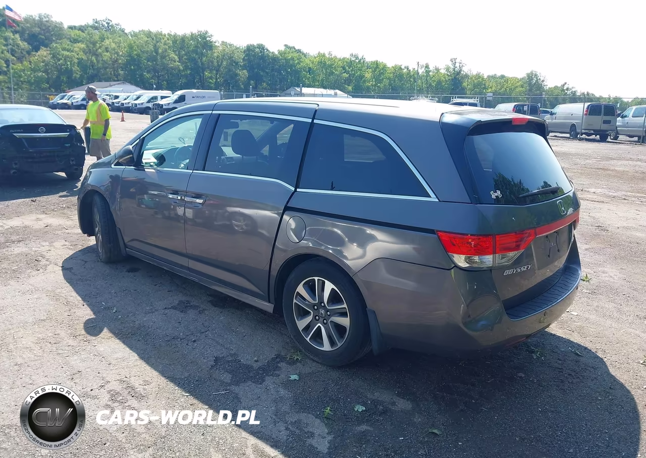 2016 Honda Odyssey Touring-Touring Elite VIN:5FNRL5H92GB041627 - 3