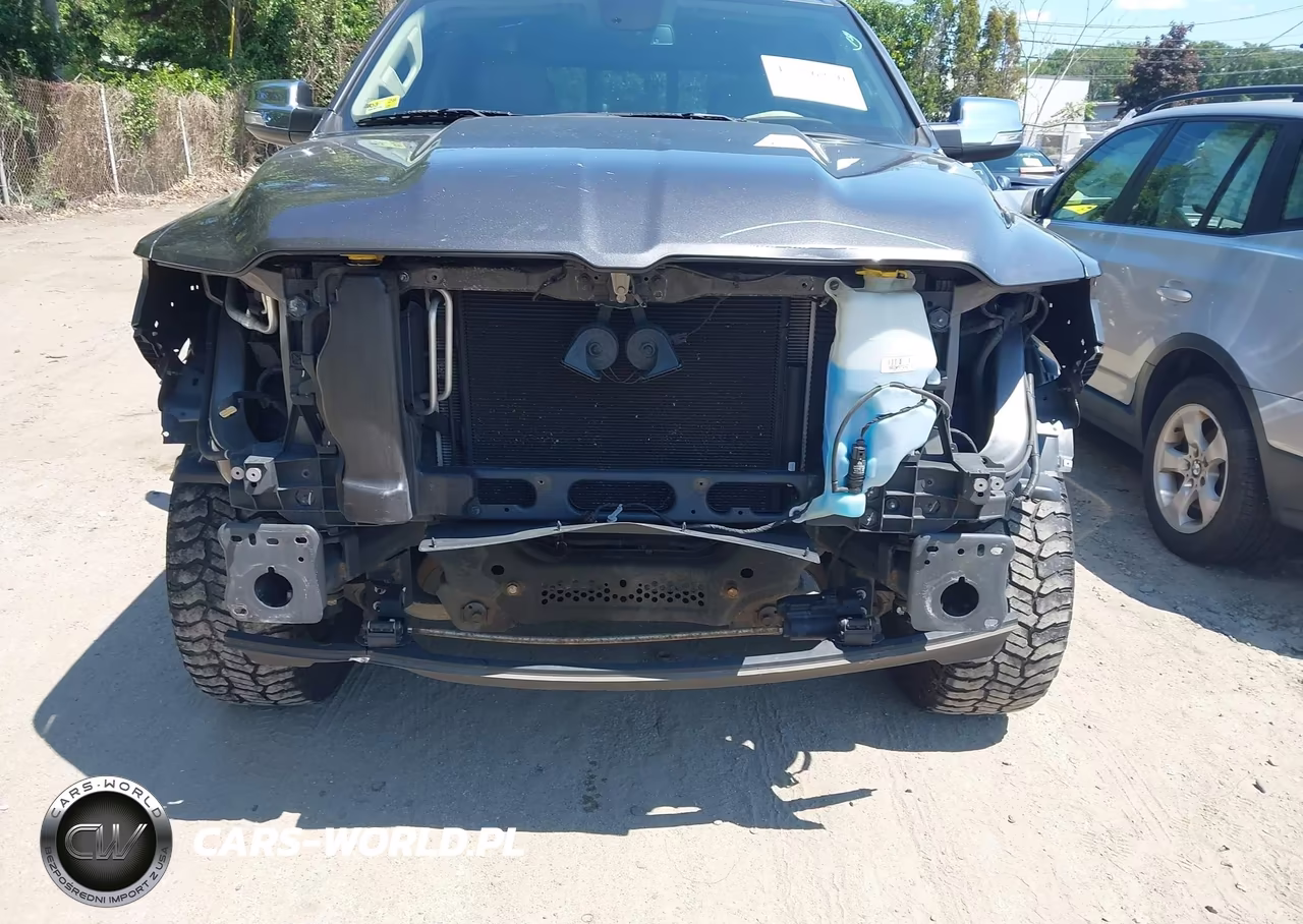 2019 Ram 1500 Laramie VIN:1C6SRFJT6KN515902 - 6