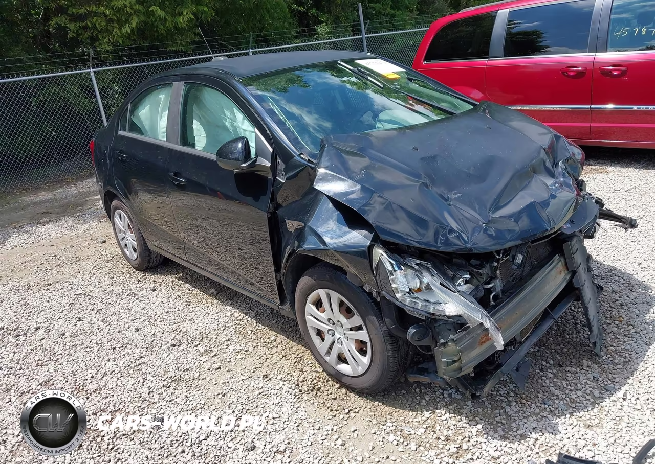 2017 Chevrolet Sonic Ls Auto – zdjęcie 1 z 20