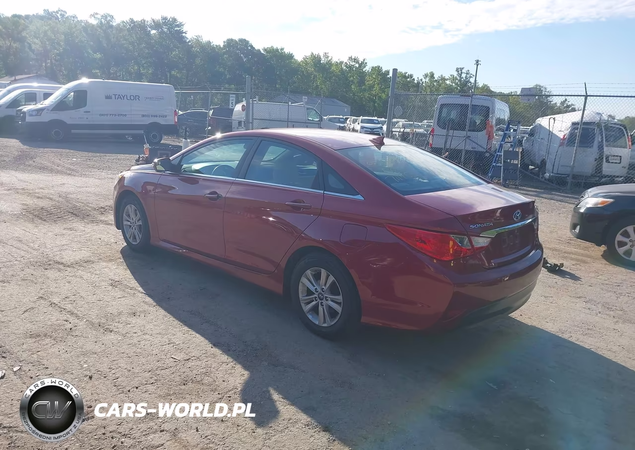 2014 Hyundai Sonata Gls VIN:5NPEB4AC2EH918472 - 3