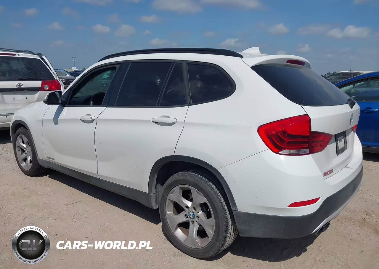 2015 BMW X1 Sdrive28I VIN:WBAVM1C54FV317800 - 3