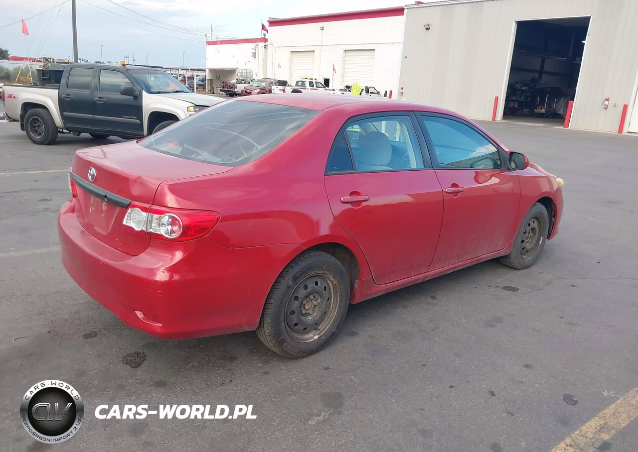 2011 Toyota Corolla Le VIN:2T1BU4EE8BC585766 - 4