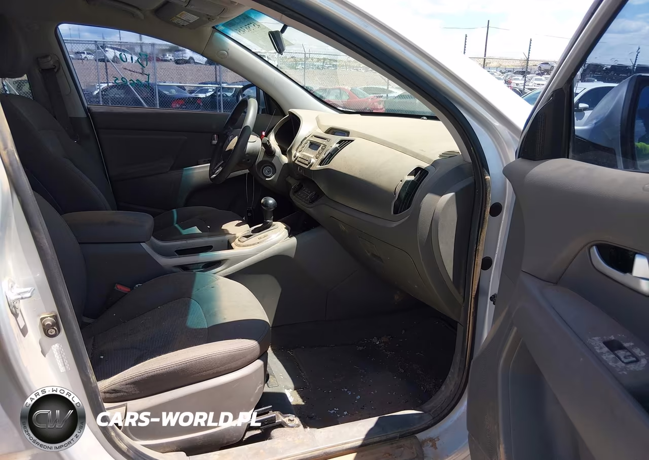 2014 Kia Sportage Lx VIN:KNDPBCAC8E7589106 - 5