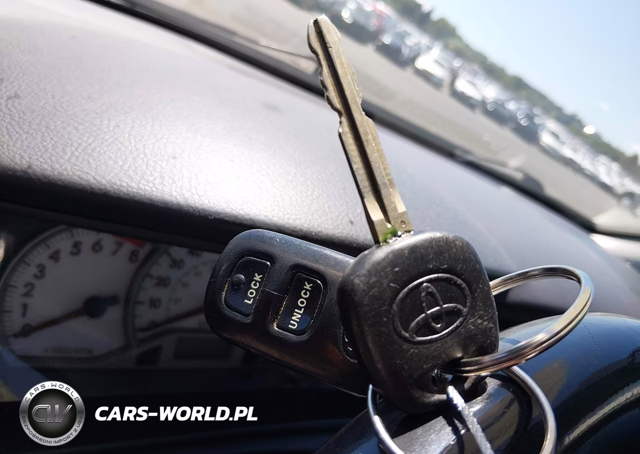 2008 Toyota Corolla S VIN:1NXBR32E48Z988862 - 11