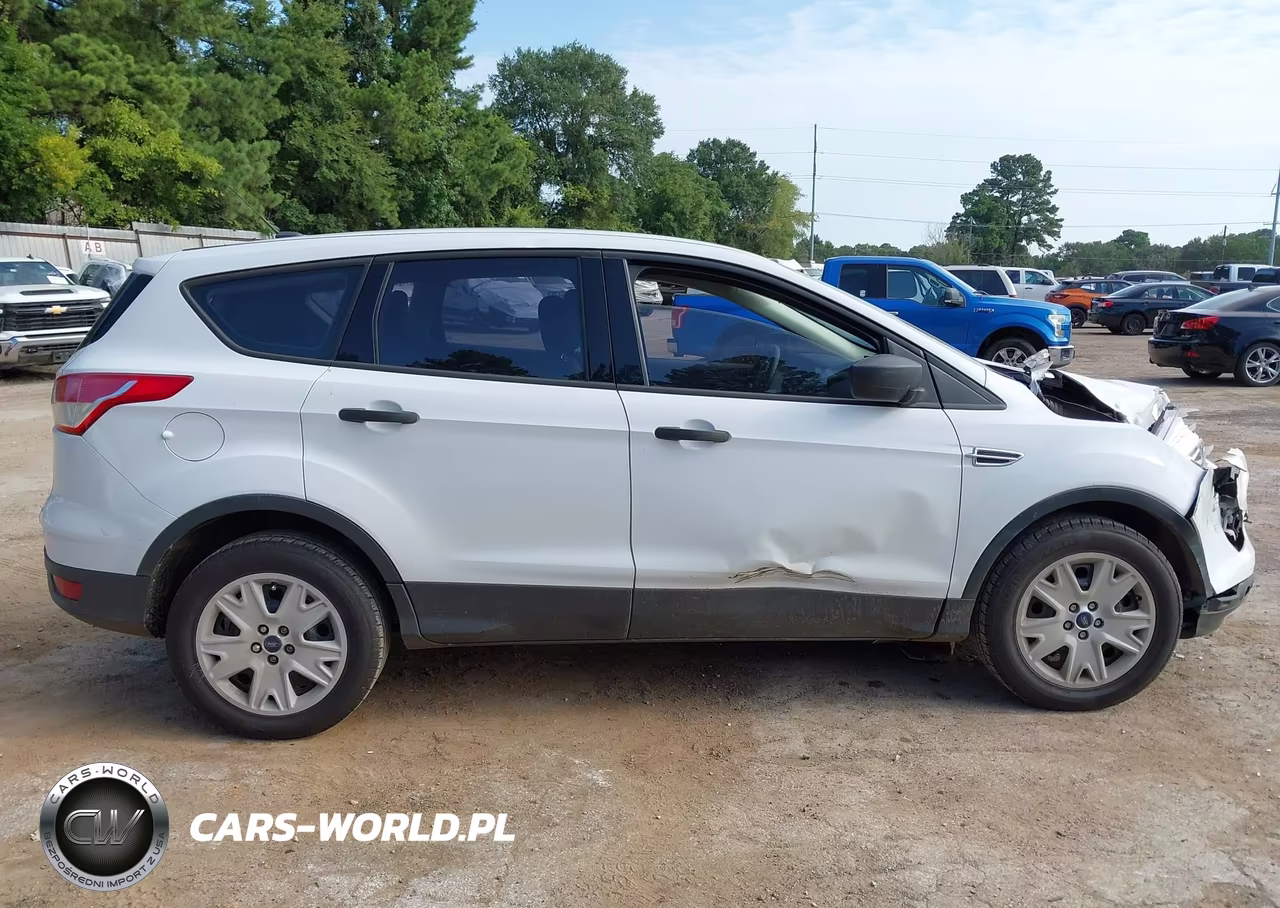 2016 Ford Escape S VIN:1FMCU0F73GUC78203 - 13