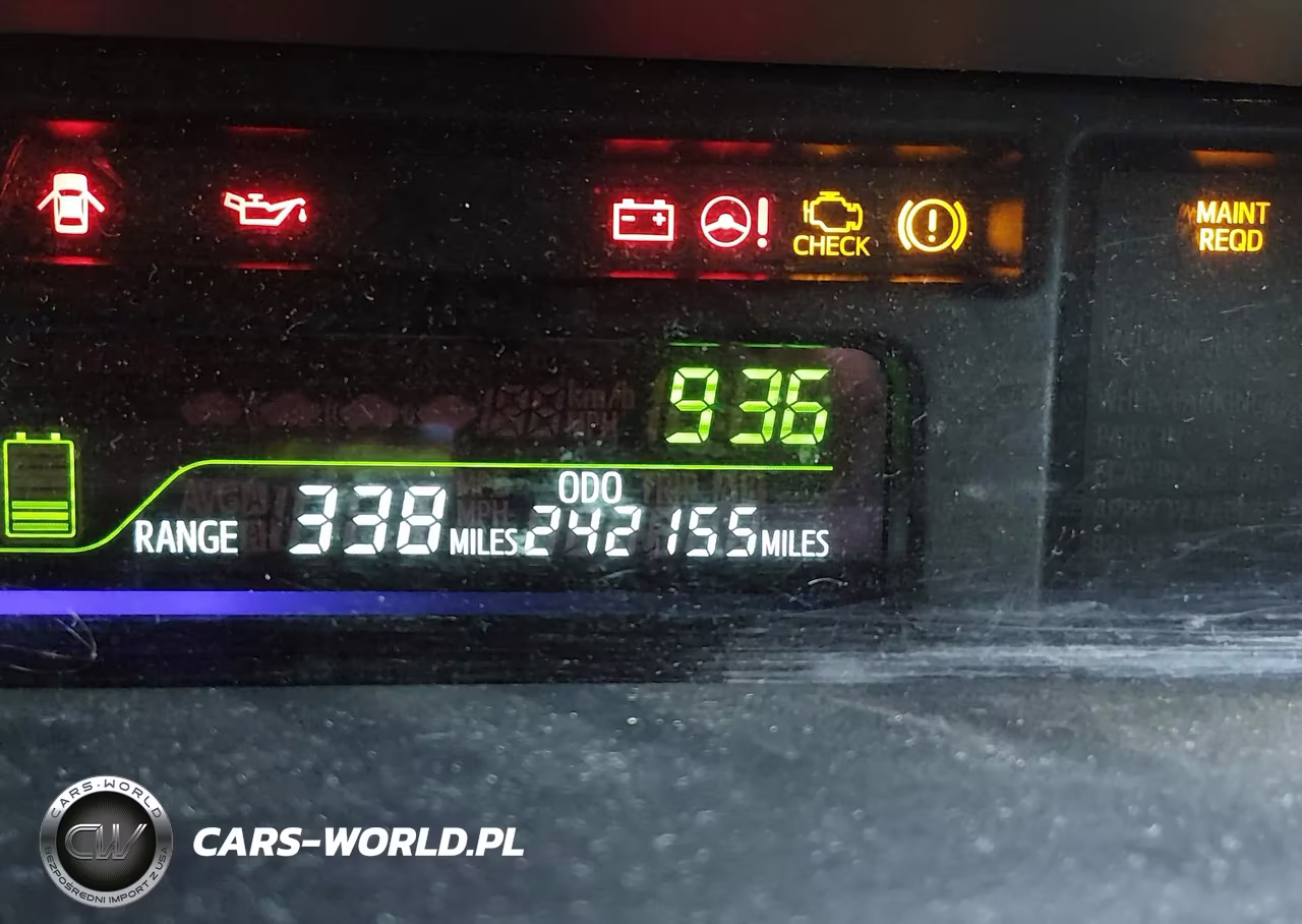 2014 Toyota Prius V Five VIN:JTDZN3EU6E3336070 - 15