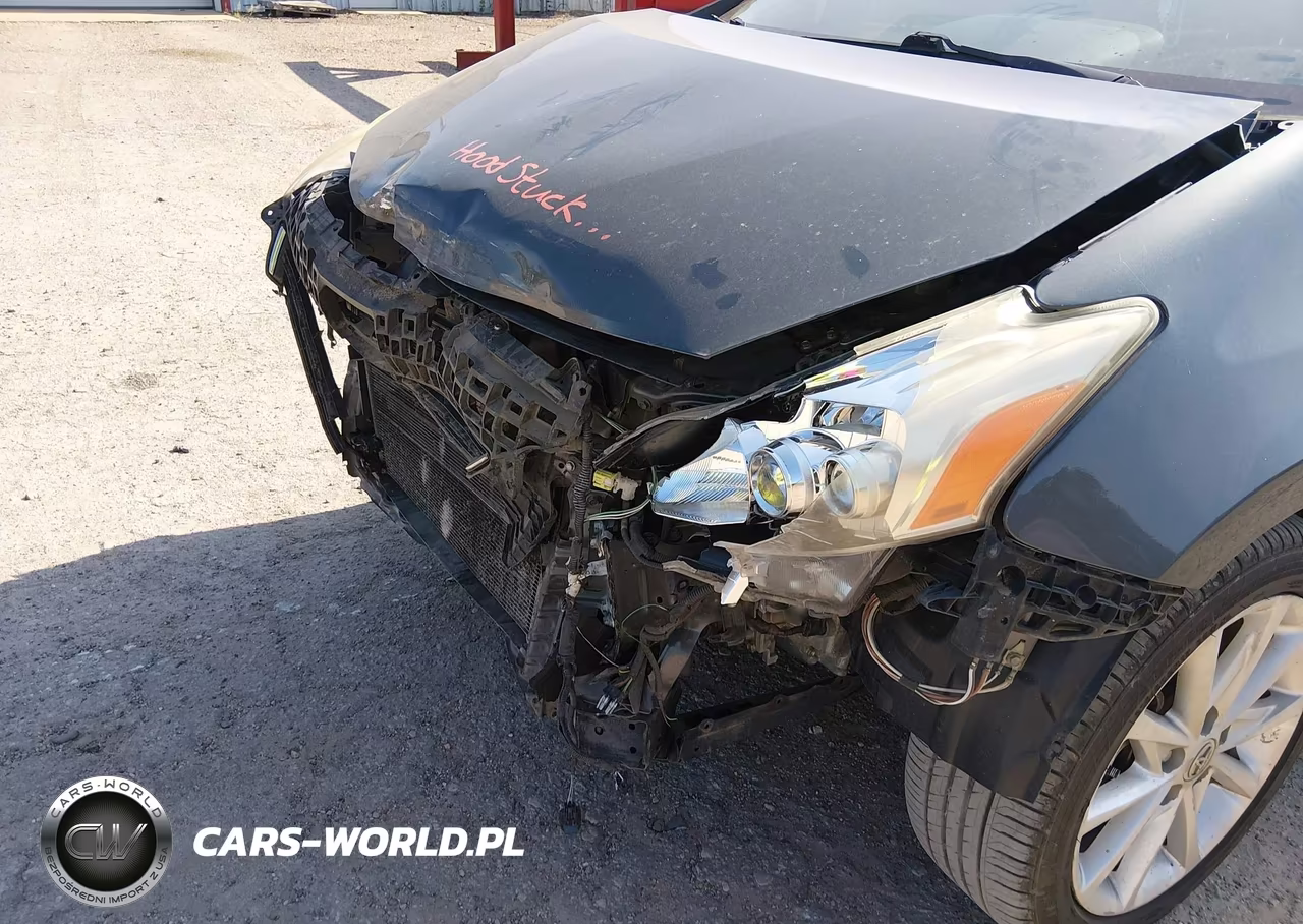 2014 Toyota Prius V Five VIN:JTDZN3EU6E3336070 - 18