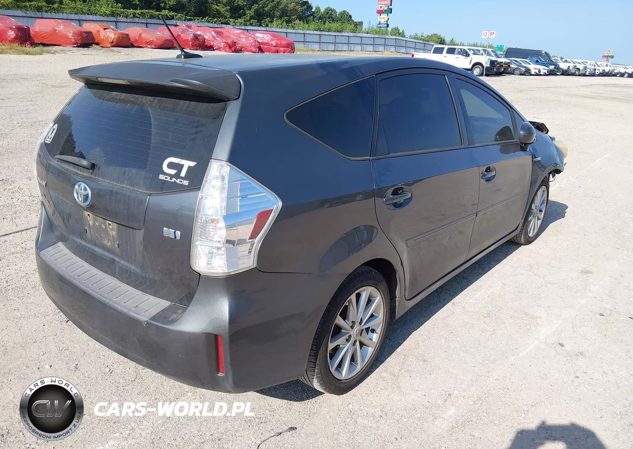 2014 Toyota Prius V Five VIN:JTDZN3EU6E3336070 - 4