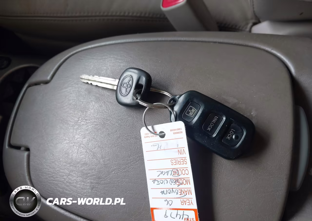 2006 Toyota Sequoia Limited V8 VIN:5TDBT48A36S268261 - 11