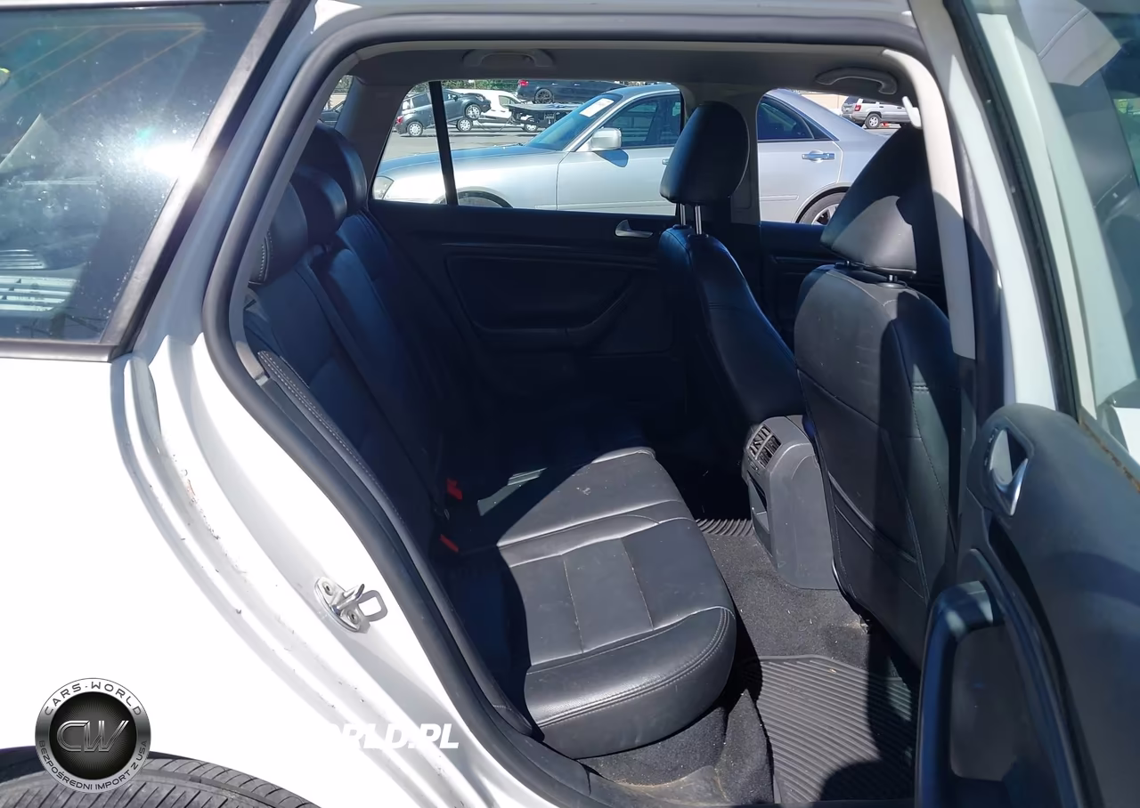 2013 Volkswagen Jetta Sportwagen 2.5L S VIN:3VWPP7AJ2DM674080 - 8