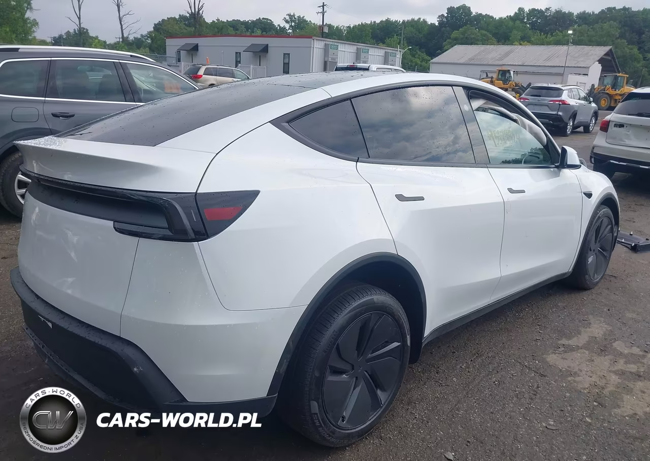 2026 Tesla Model Y Premium Rear-Wheel Drive-Rear-Wheel Drive VIN:7SAYGDED1TA695497 - 4