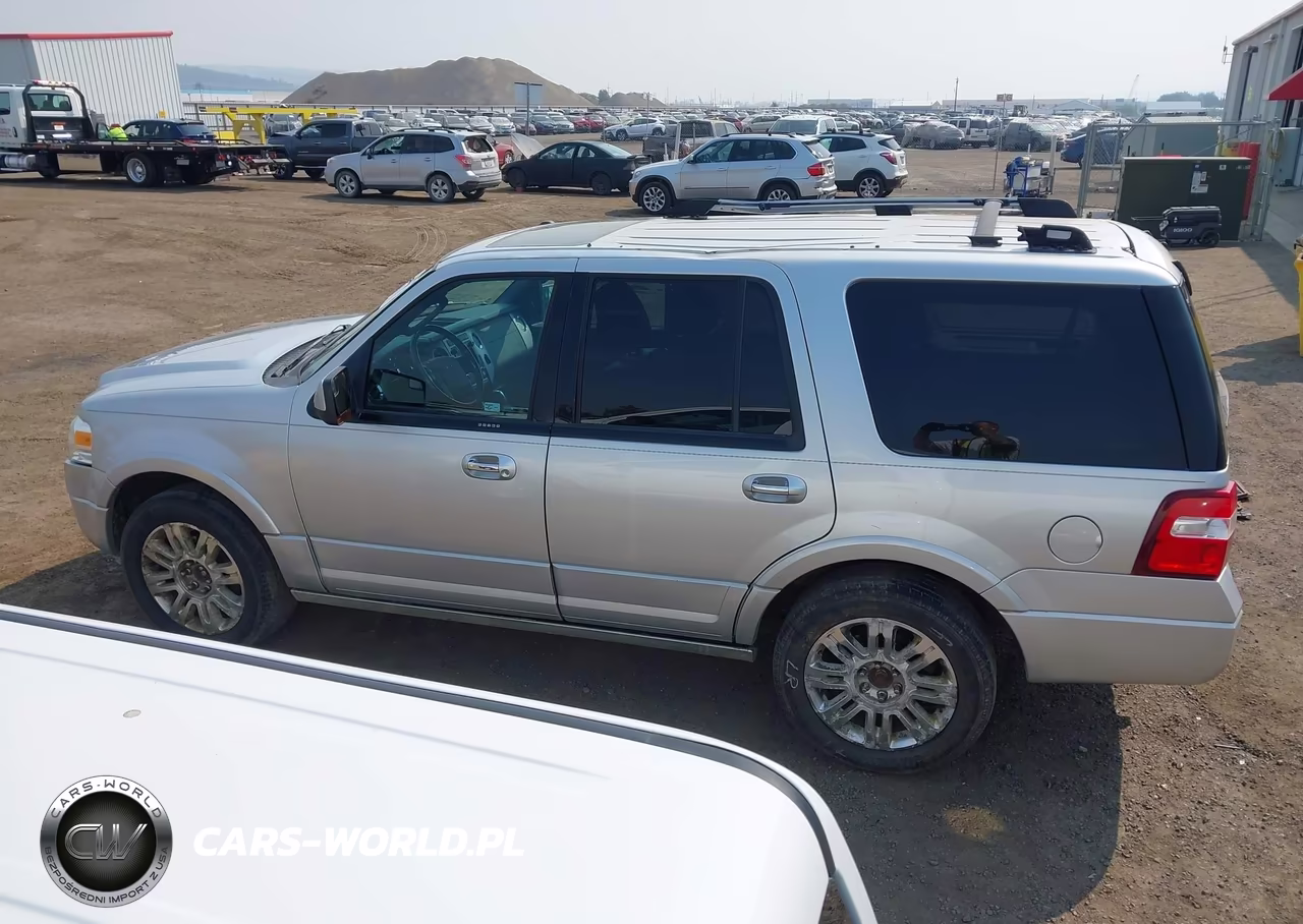 2013 Ford Expedition Limited VIN:1FMJU2A53DEF31759 - 14