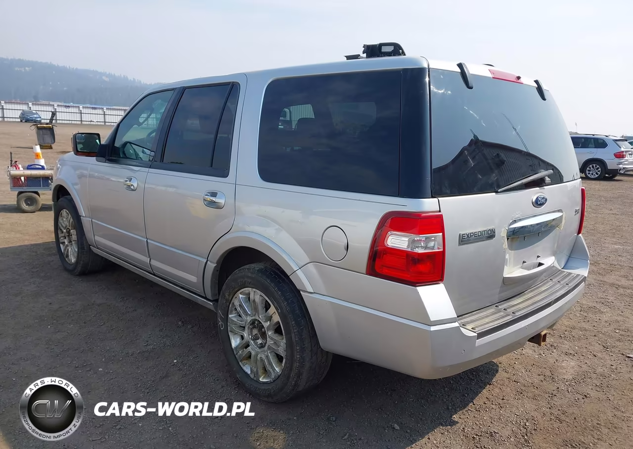 2013 Ford Expedition Limited VIN:1FMJU2A53DEF31759 - 3