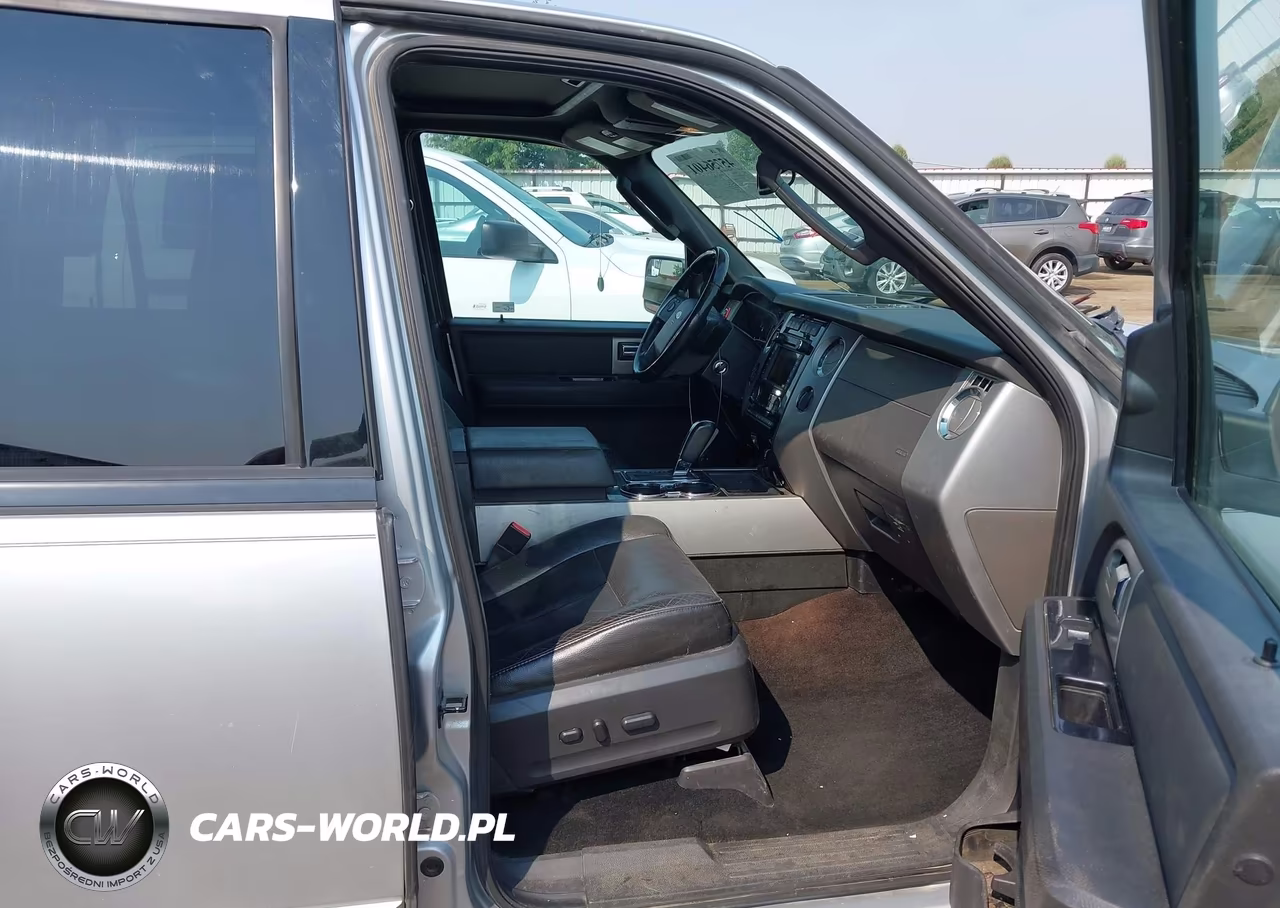 2013 Ford Expedition Limited VIN:1FMJU2A53DEF31759 - 5