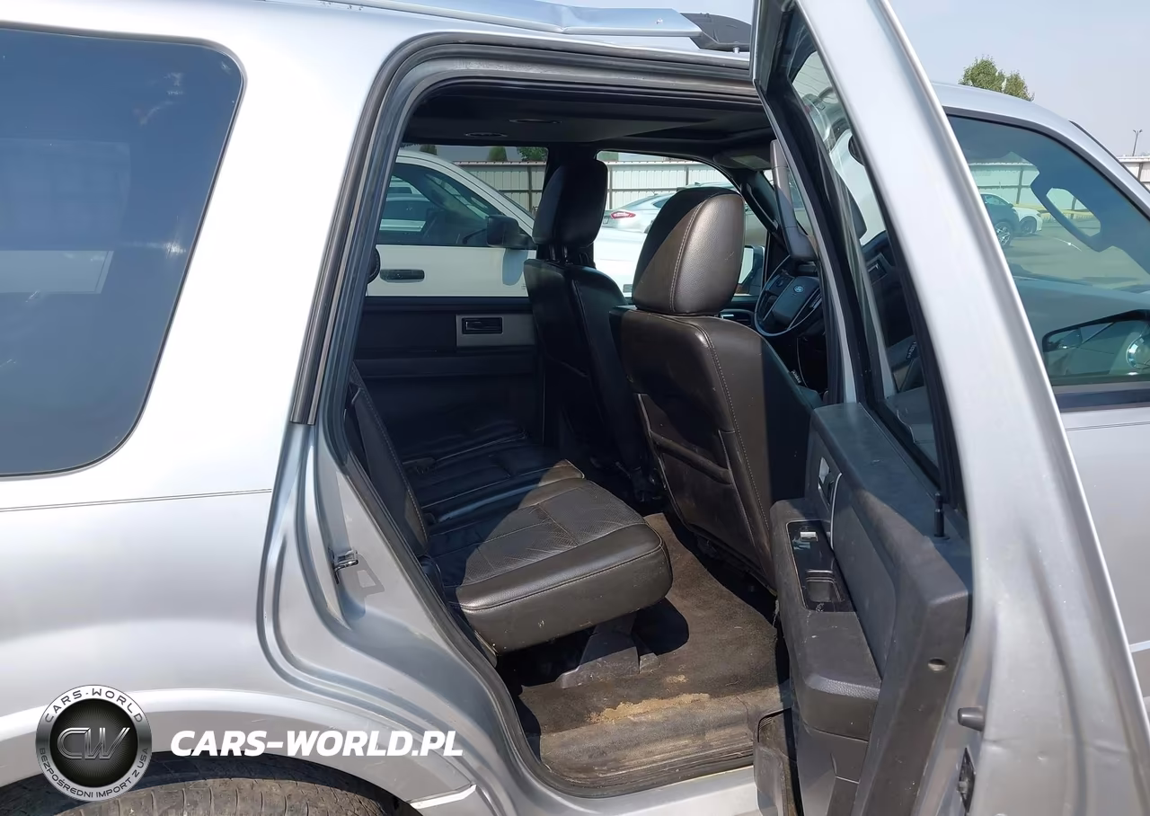2013 Ford Expedition Limited VIN:1FMJU2A53DEF31759 - 8