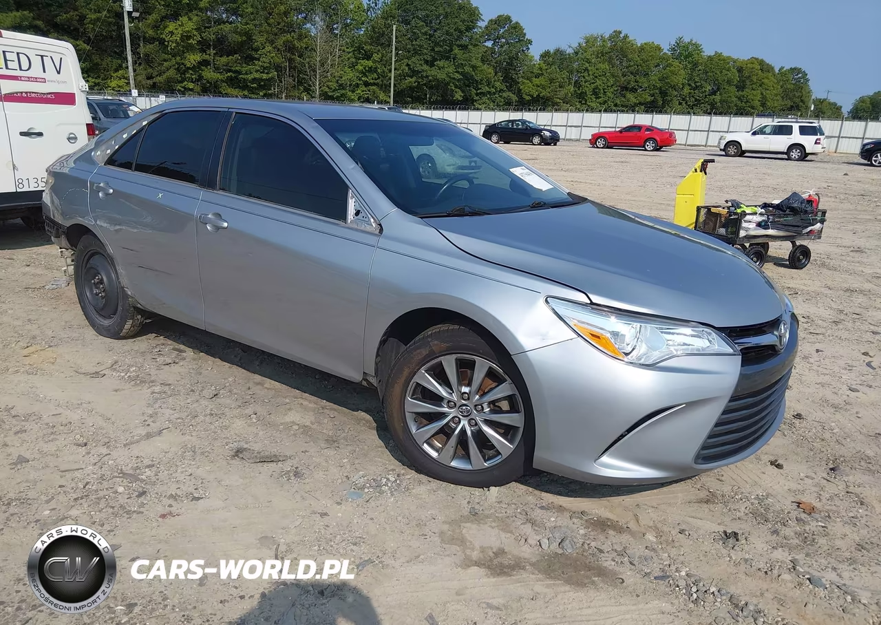 2015 Toyota Camry Xle – zdjęcie 1 z 19