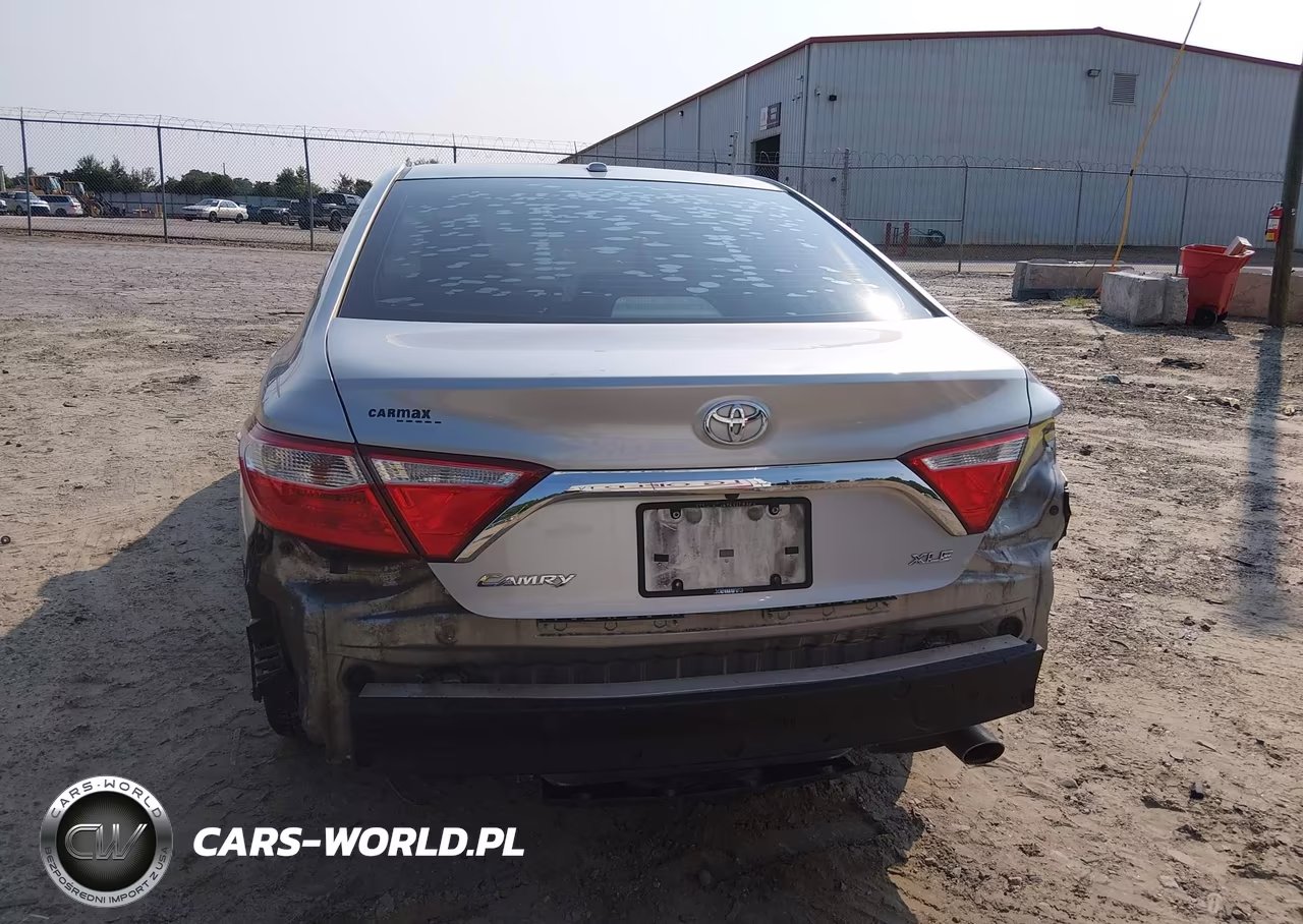 2015 Toyota Camry Xle VIN:4T1BF1FK1FU060114 - 6