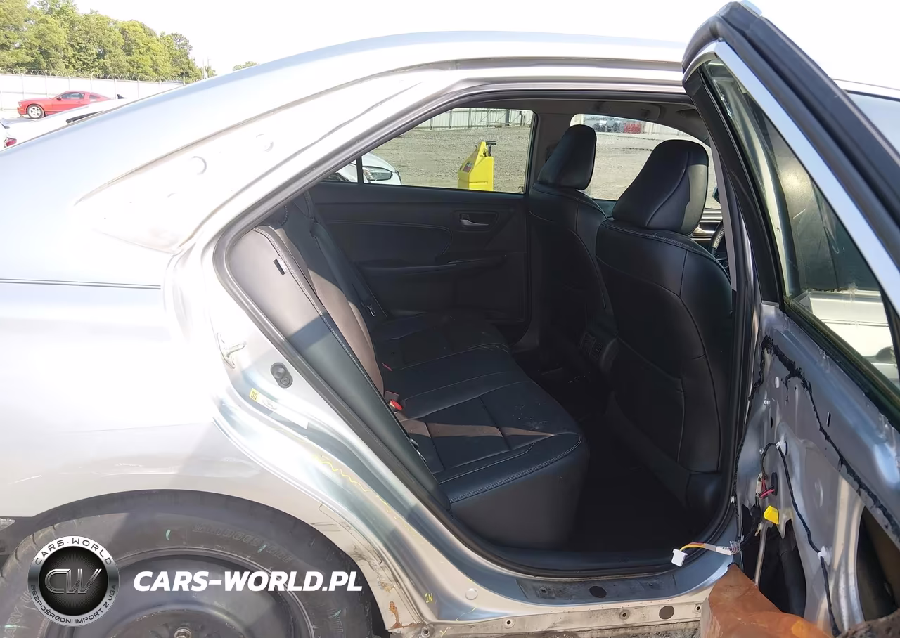 2015 Toyota Camry Xle VIN:4T1BF1FK1FU060114 - 8