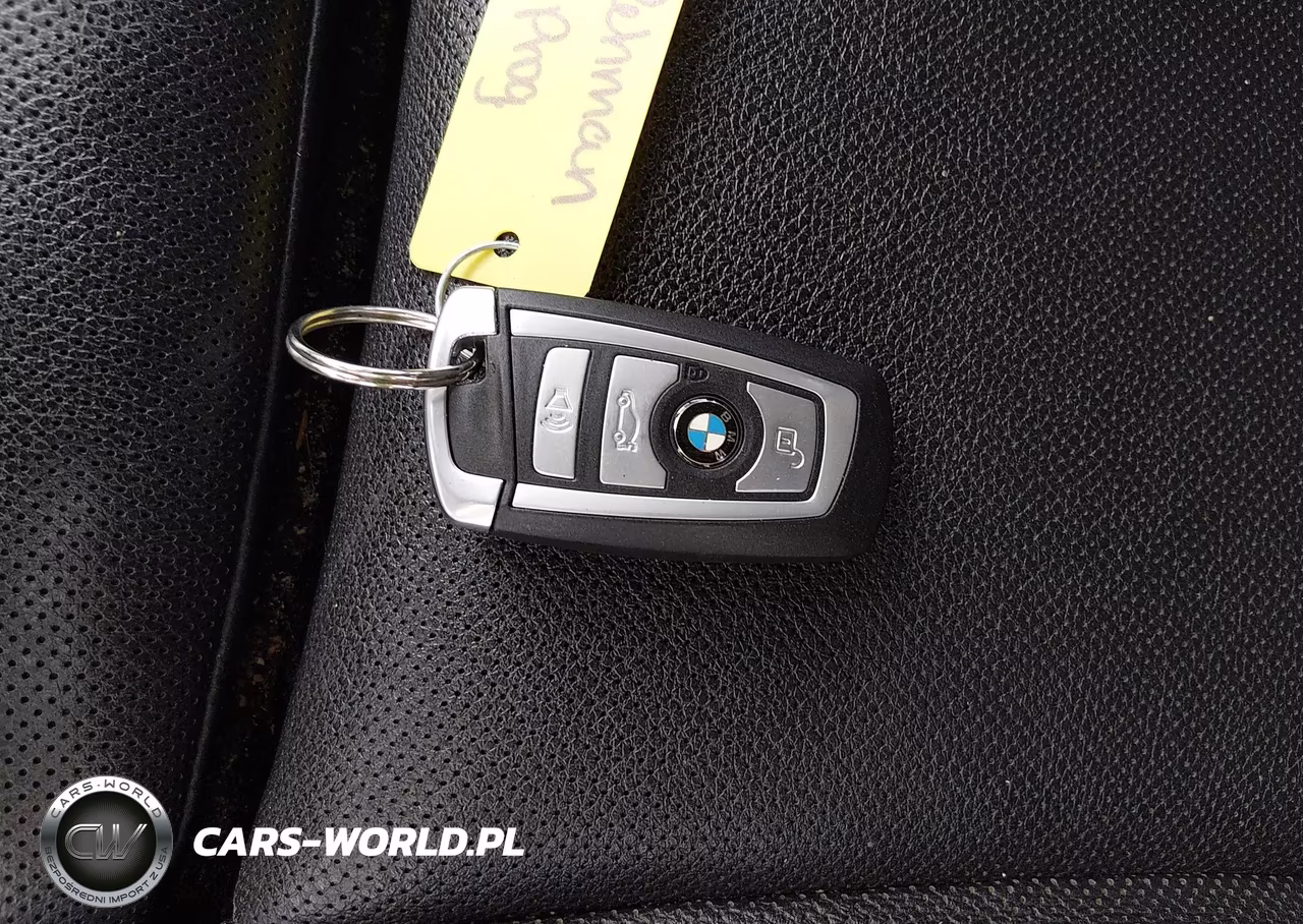 2012 BMW 740Li VIN:WBAKB4C58CC576467 - 11