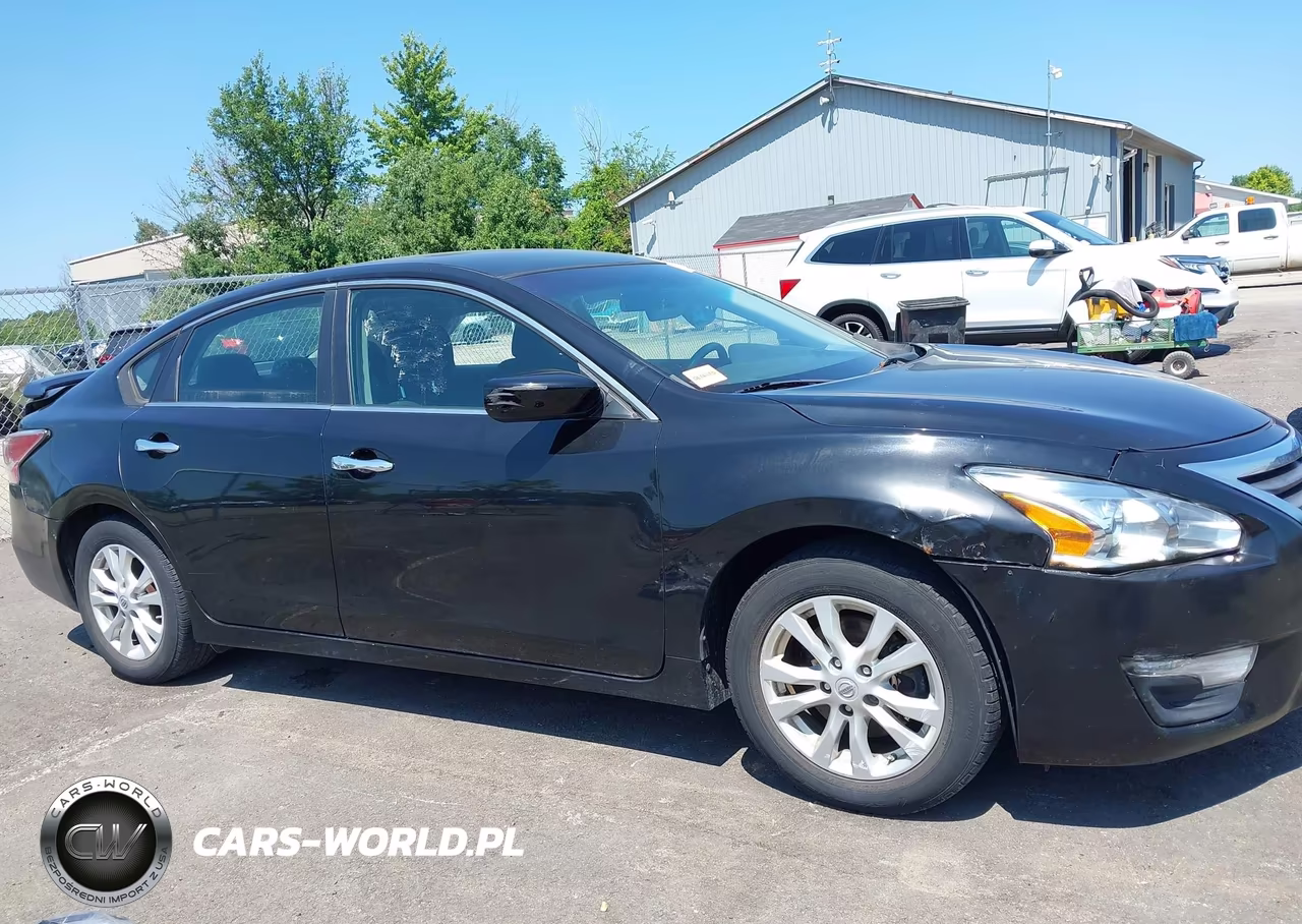 2014 Nissan Altima 2.5 S VIN:1N4AL3AP7EC137201 - 13