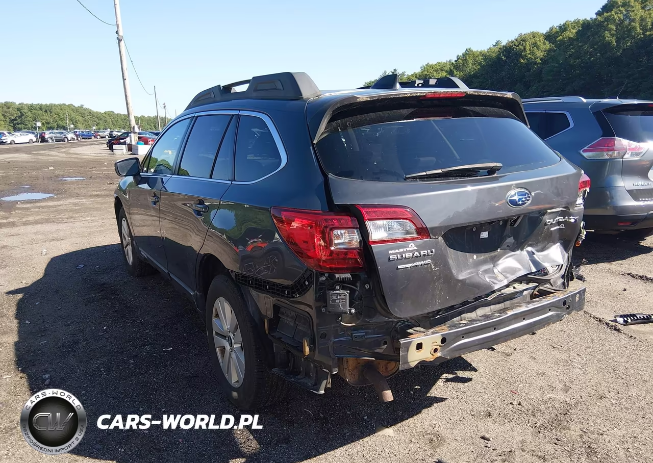 2018 Subaru Outback 2.5I Premium VIN:4S4BSAFC8J3376676 - 3