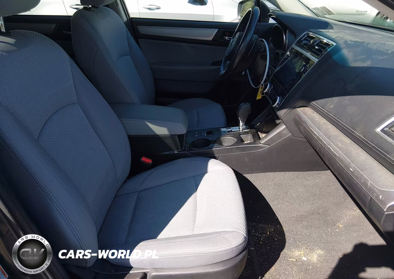 2018 Subaru Outback 2.5I Premium VIN:4S4BSAFC8J3376676 - 5
