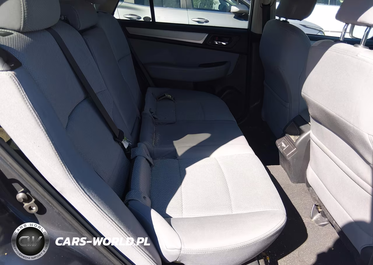2018 Subaru Outback 2.5I Premium VIN:4S4BSAFC8J3376676 - 8