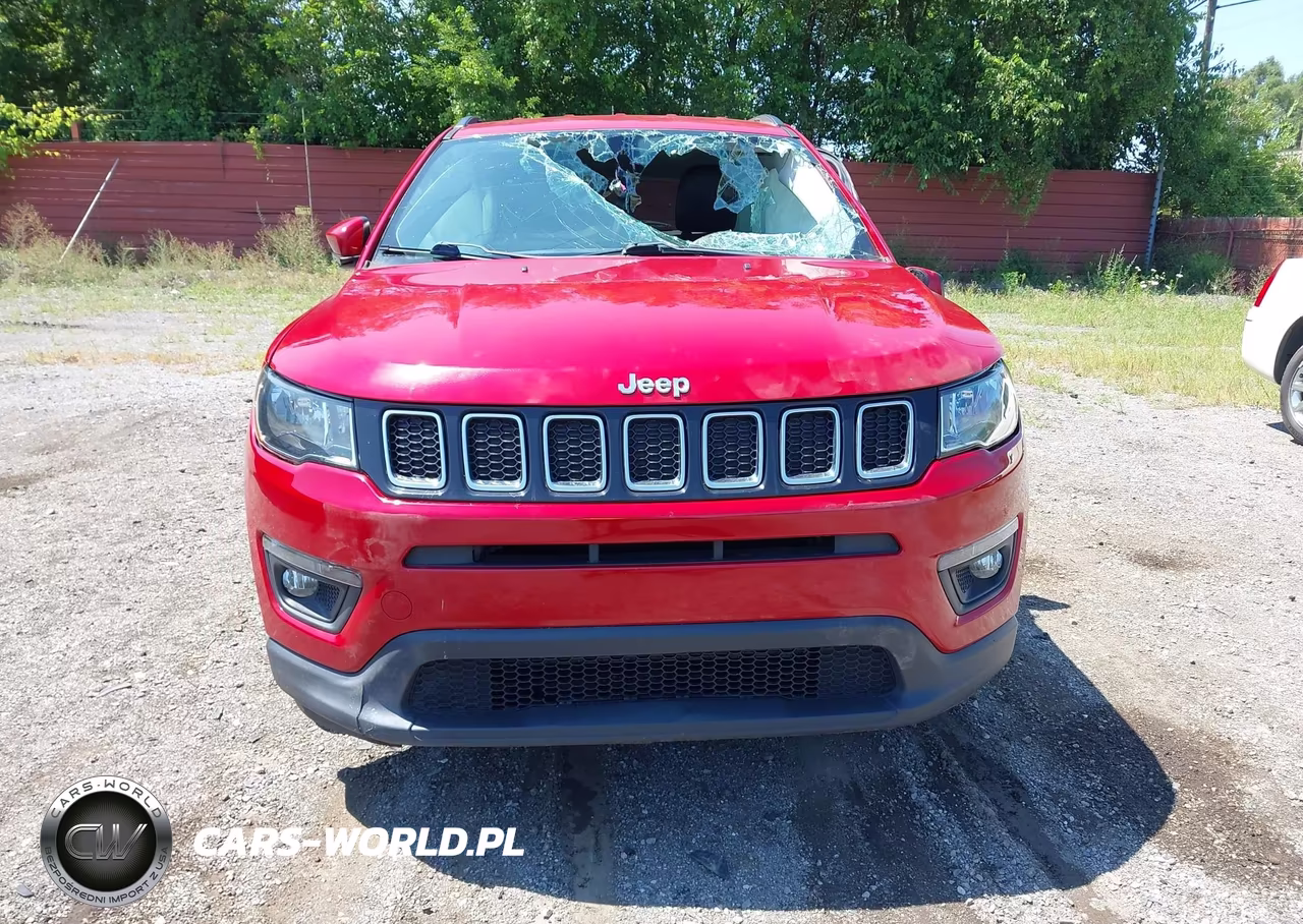 2018 Jeep Compass Latitude 4X4 VIN:3C4NJDBBXJT207704 - 12