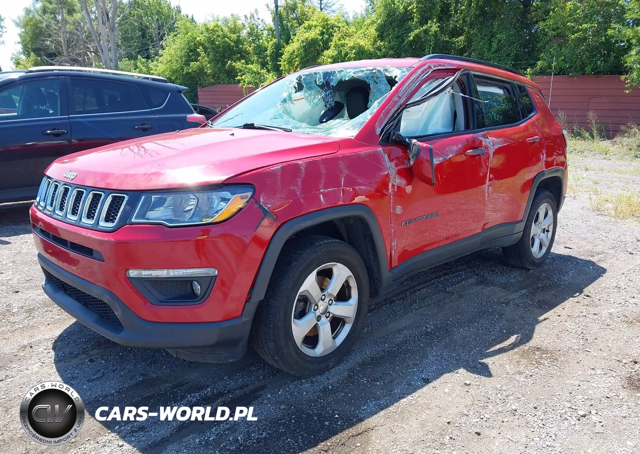 2018 Jeep Compass Latitude 4X4 VIN:3C4NJDBBXJT207704 - 2