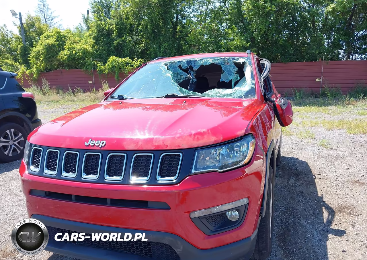 2018 Jeep Compass Latitude 4X4 VIN:3C4NJDBBXJT207704 - 6