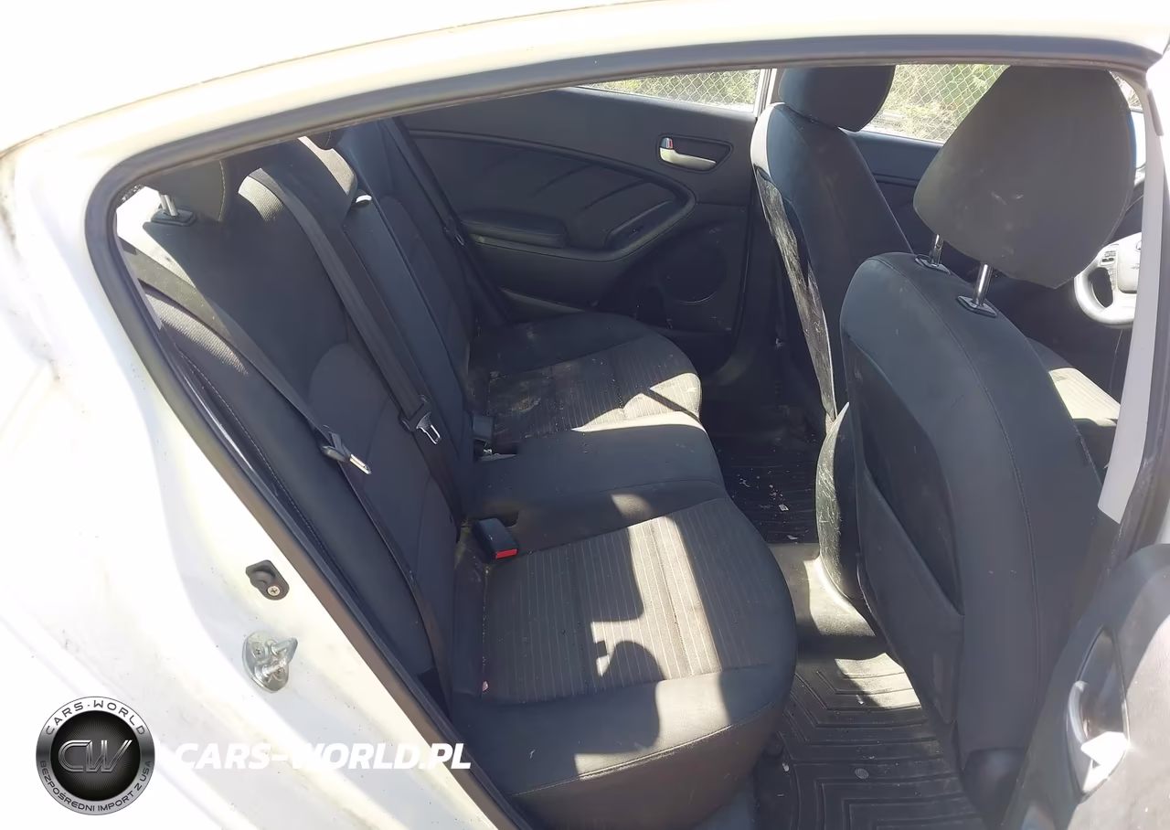 2018 Kia Forte Lx VIN:3KPFL4A78JE260773 - 8